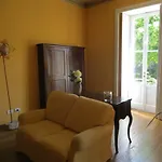 Parravicini بيت ضيافة